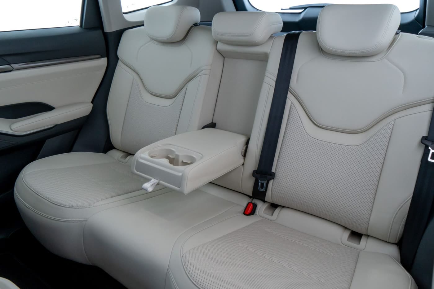 Haval H6 2026 - bancos dos passageiros traseiros